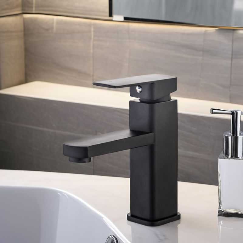 Torneira de Pia para Banheiro - Monocomando