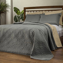 Cobre Leito Bordado para Cama - Kit 3 Peças