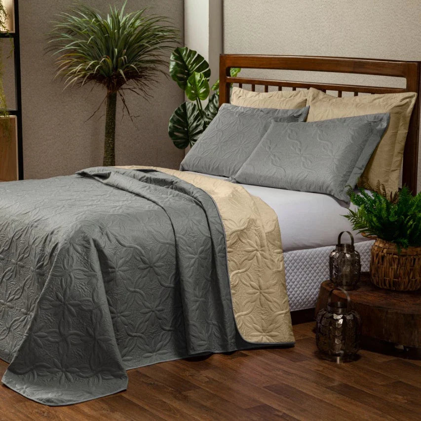 Cobre Leito Bordado para Cama - Kit 3 Peças