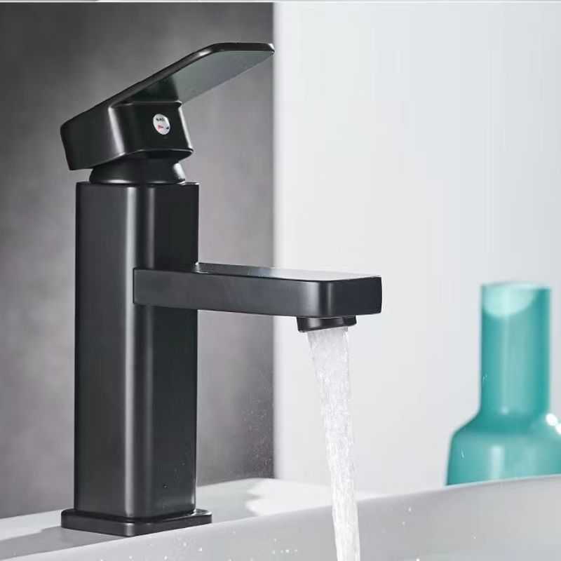 Torneira de Pia para Banheiro - Monocomando