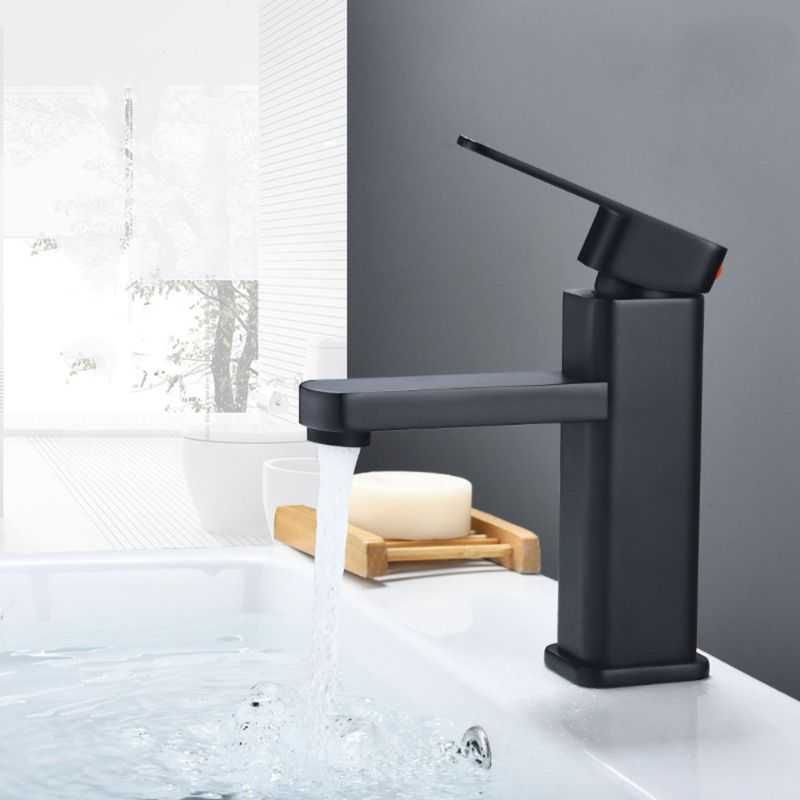 Torneira de Pia para Banheiro - Monocomando