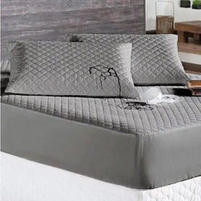 Capa Protetor de Colchão Impermeável com Elástico