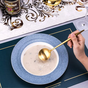 Jogo de Talheres Dourado em Aço Inox - Kit 24 Talheres